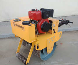 2400x880x1100mm Mini Hand Road Roller Of Heavy Duty Construction Machinery