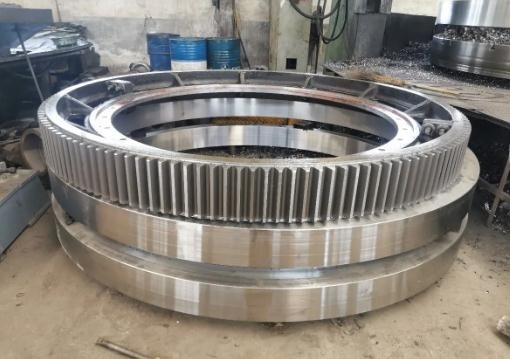 GS42CrMo4 gelegeerd staal molen singel tandwiel ring versnelling voor mijnbouw molen