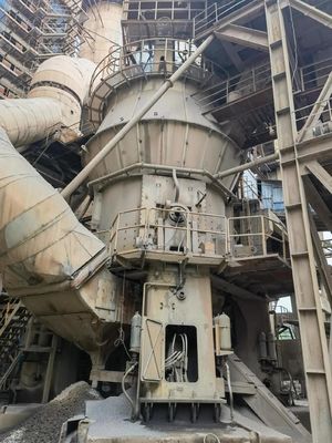 Verticale spiraalmolens voor het breken en slijpen van metaal- en niet-metaalerts