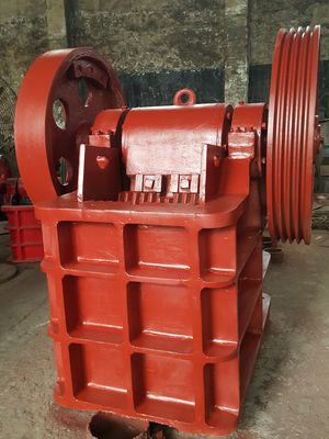 de Machine van de de Kaak Stenen Maalmachine van 300r/Min 21T/H voor het Zand en het Grintmijnbouw van Rotssteengroeven